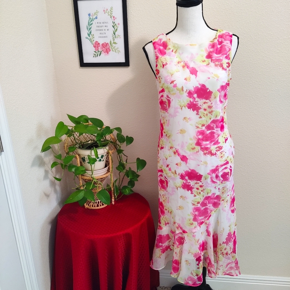 Scarlett Floral Sleeveless Lined Dress - See Measurements for Size